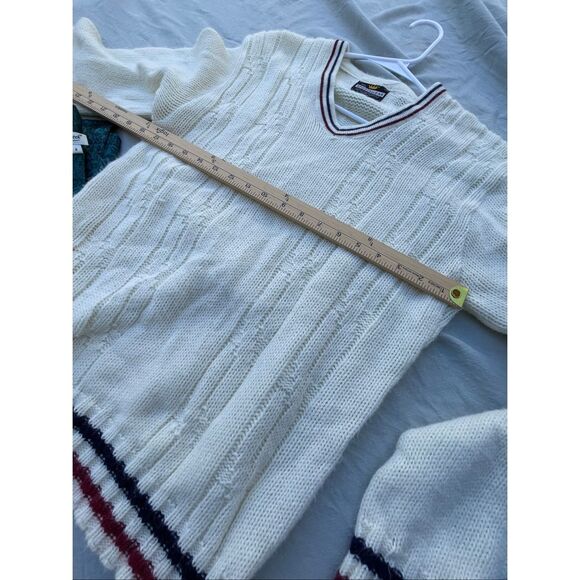 Vintage men’s Sportwear size L sweater pullover. - Picture 3 of 6